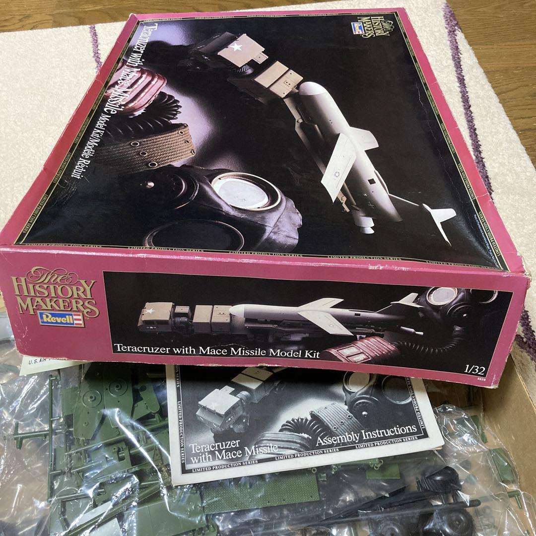 Amazon.com: Revell Revell 1/32 Teracruzer with Missile : Arts, Crafts &  Sewing