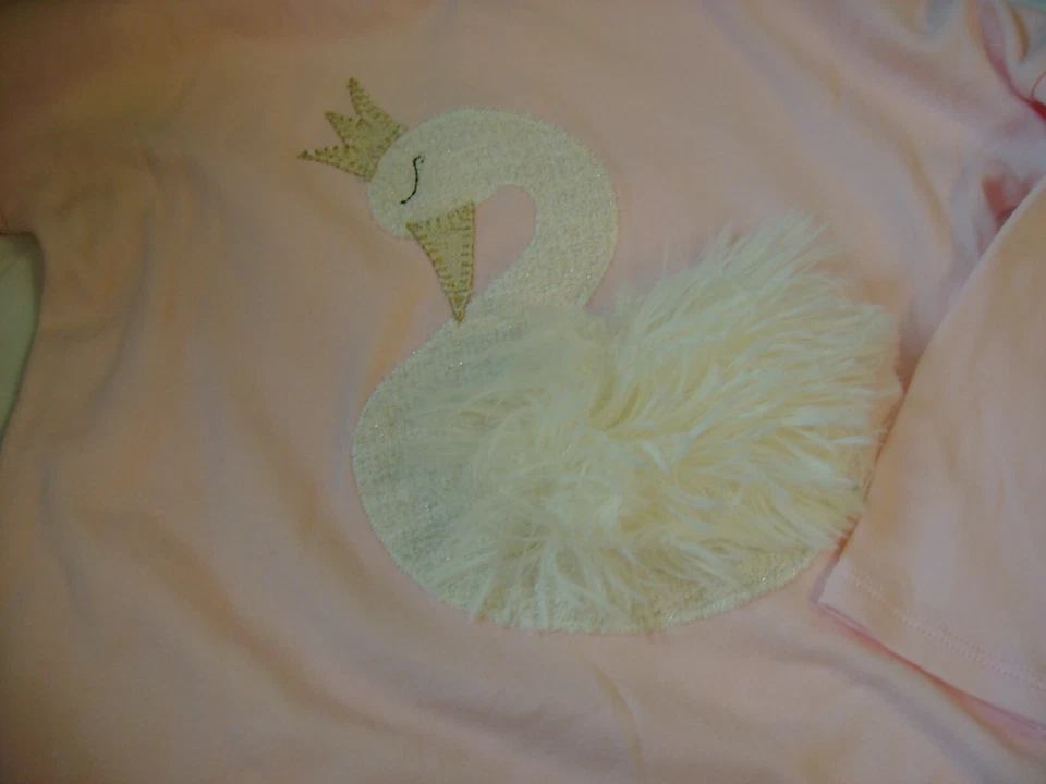 Juego de Leggings Mud Pie NIÑAS Cisne Talla 4T 4 ROSA Plumas PUFFS Blanco Gris Vacaciones Foto 3 de 4