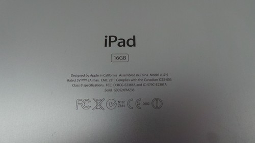 APPLE IPAD 1ST GENERATION A1219 16GB WI-FI 9.7 INCH SCREEN - Picture 5 of 9