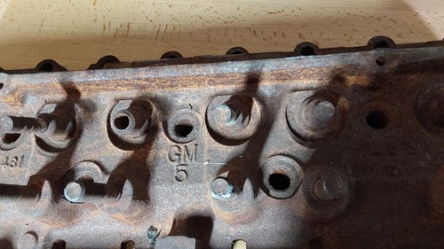 Corvette X Heads 1961-1962 Fuelie Camel Hump Has Rust "UNTESTED" COMES AS IS - Picture 5 of 8