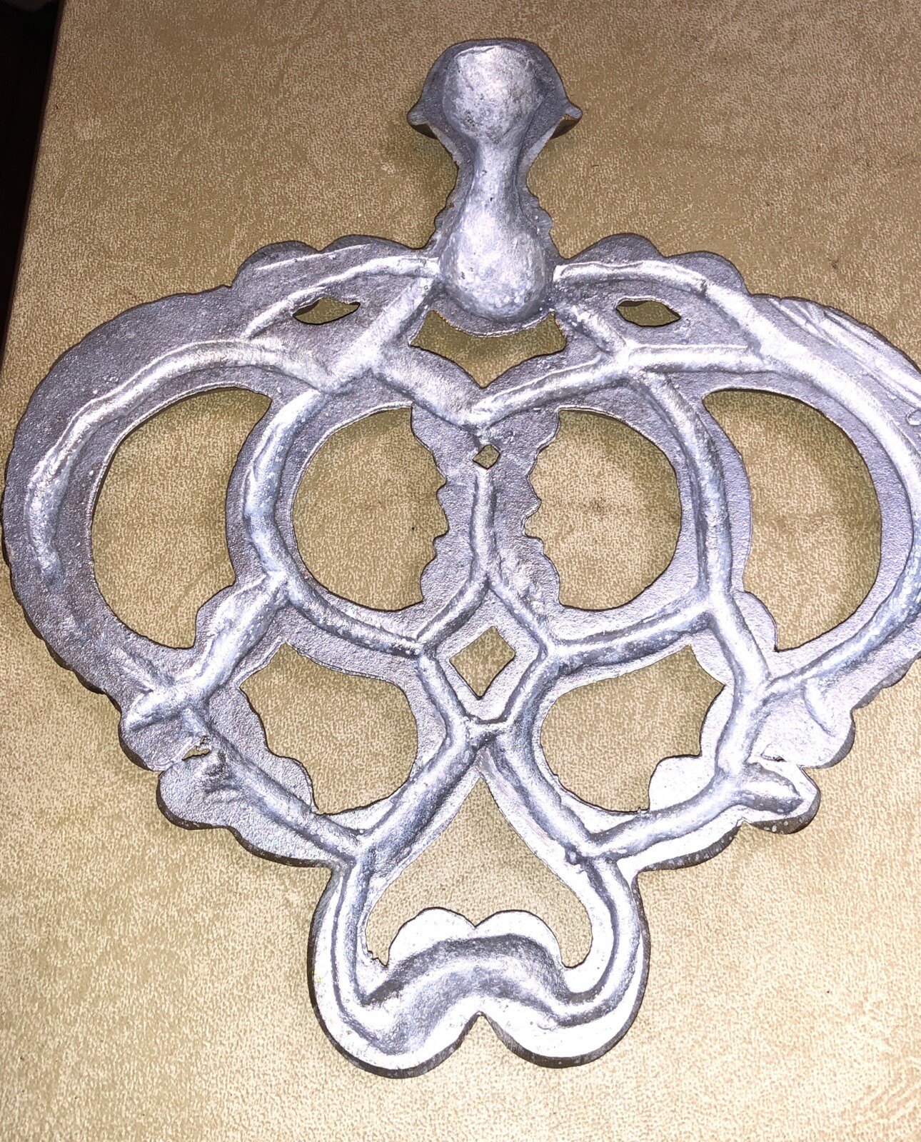 Picture 4 of 6