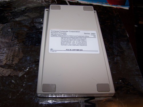 VINTAGE Compaq Computer Corporation Series 2697 Numeric Keypad Made in JAPAN - Picture 2 of 3