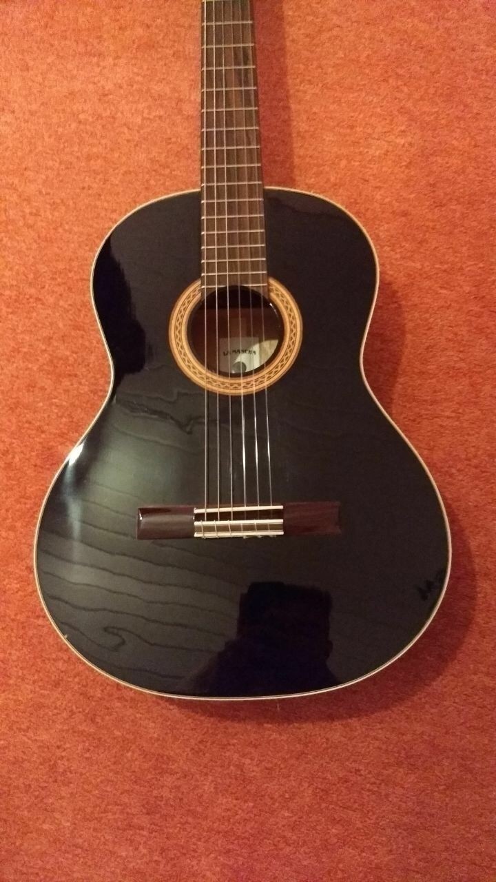 La Mancha Perla Negra 4 4 Akkustikgitarre La Mancha Perla Negra 4 4 Akkustikgitarre