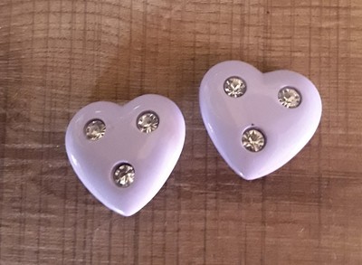 Boucle d/'oreille à clips vintage en plastique violet ancien stock