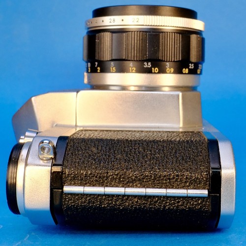 Scarce, Collectors Asahi Pentax S1 35mm SLR Film Camera & 55mm 2.2 Lens & Case - Picture 7 of 12