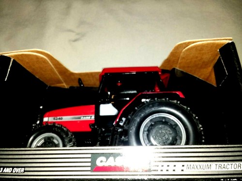Vintage Case iH Ertl 1996 Maxxum Tractor 1/32 Scale - Die Cast Metal - Picture 2 of 12