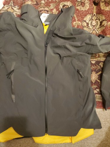 Adidas MYSHELTER 3-IN-1 RAIN JACKET DZ1415 Size M  NWT - Picture 2 of 6