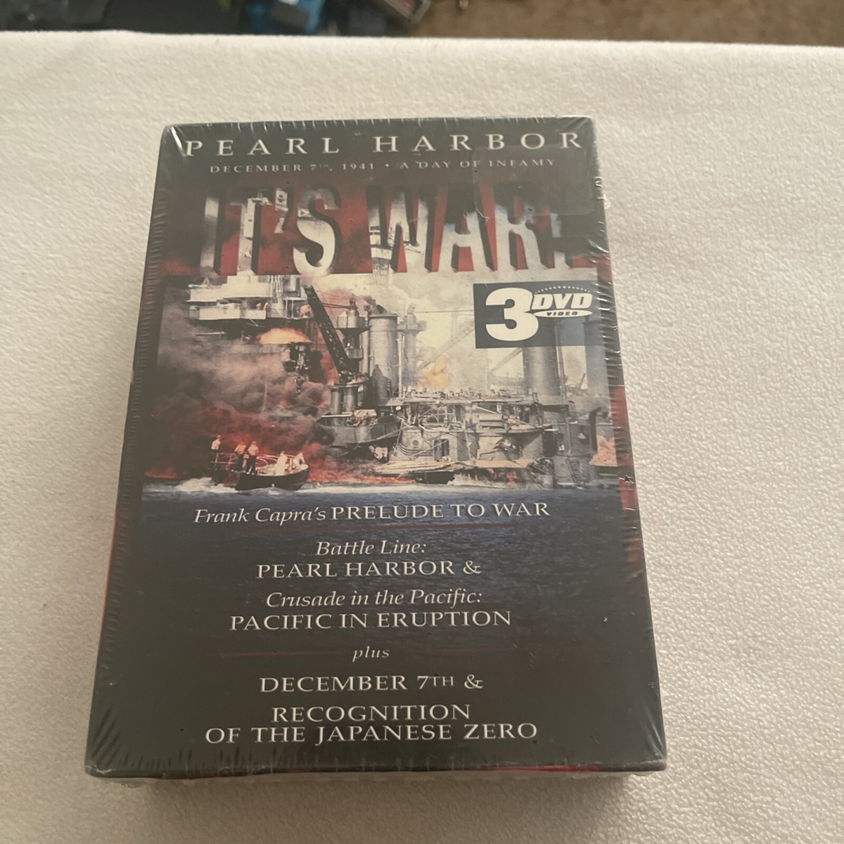 その他 Attack on Pearl Harbor: Day of Infamy [DVD] Amazon.com: Attack on Pearl Harbor - A Day of Infamy