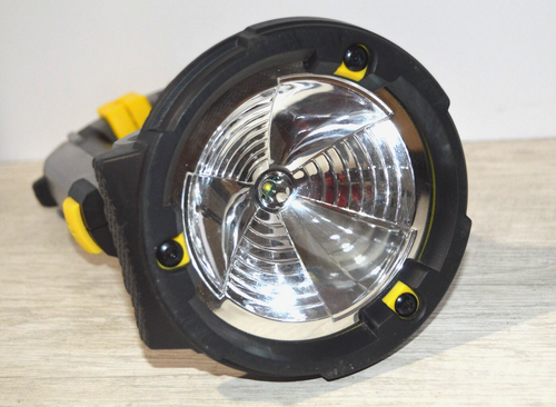 Clamping Flashlight Stanley Heavy Duty Work Floodlight 80 Lumens 95-891 - Picture 4 of 8