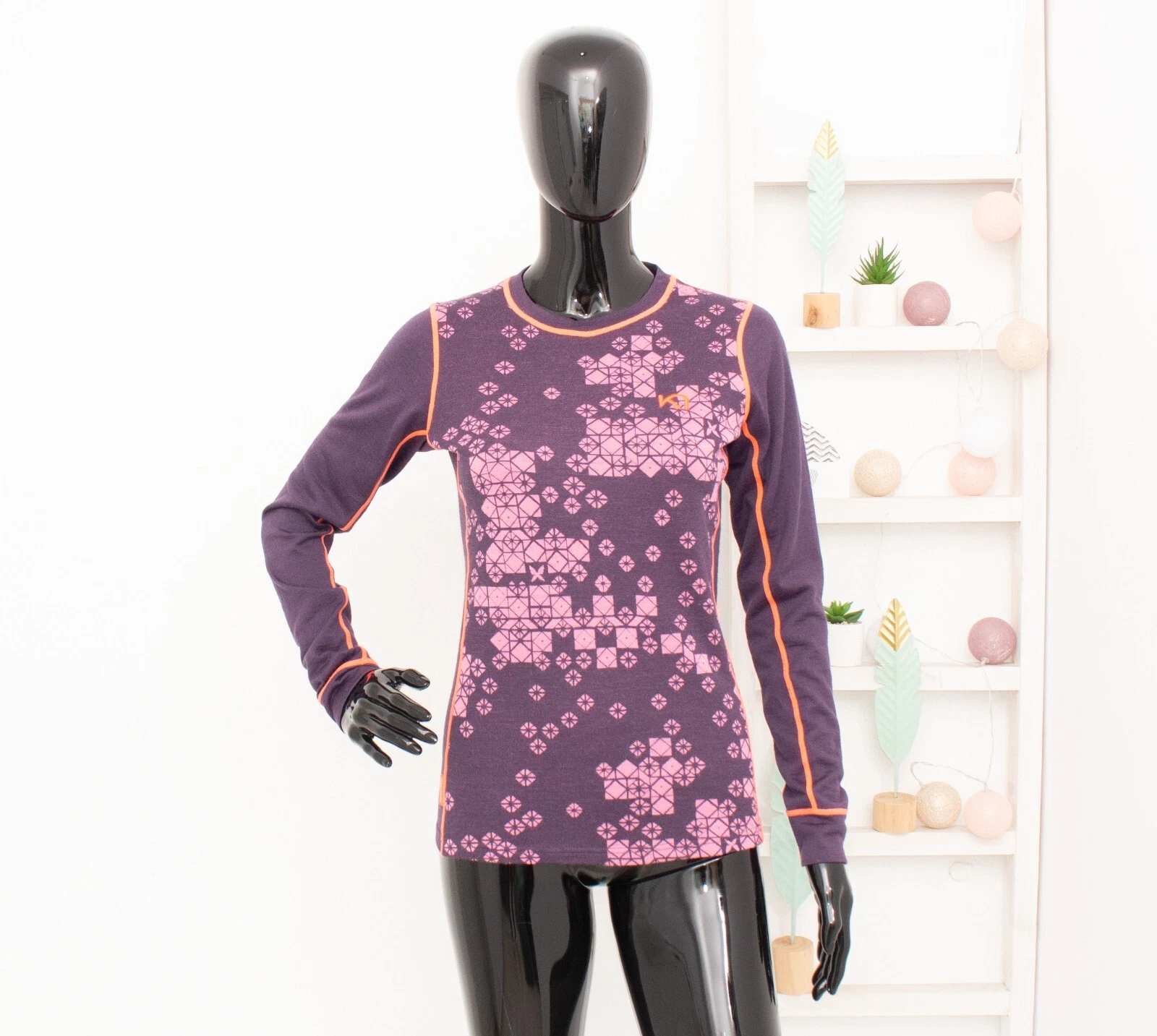 KARI TRAA Merino Top Long Sleeve 60 % Wool Purple Thermo Base Layer Skiing S
Opens in a new window o