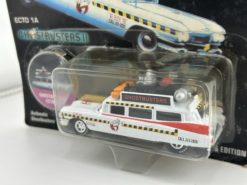 VINTAGE Johnny Lightning Frightning Lightnings Ghostbusters II ECTO 1A NOS 1997 - Picture 3 of 4