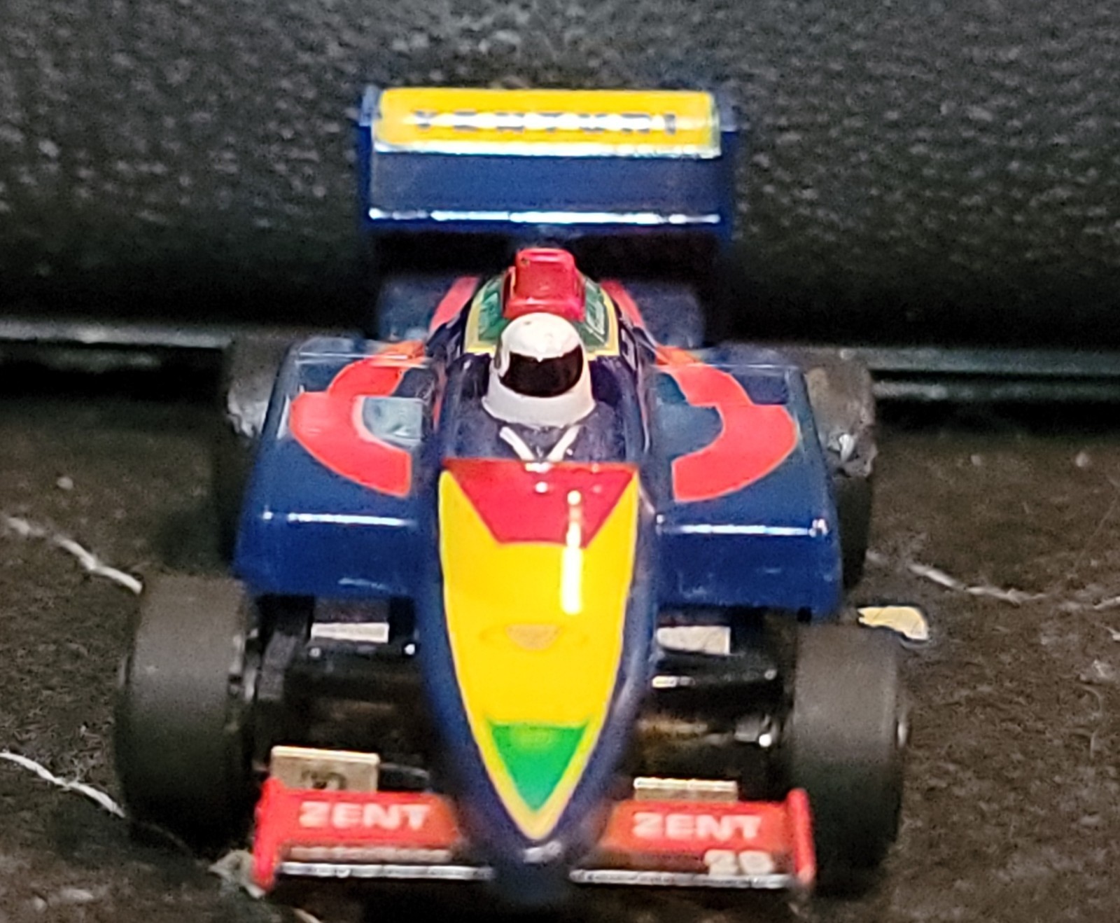 Foto 2 di 6