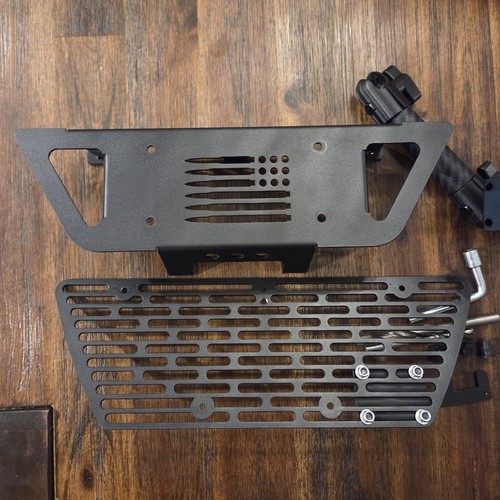 Bulletpoint Metal Dash Mount Phone Holder Compatible with 2019+ Chevrolet Silv.. - Photo 19 sur 24
