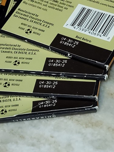 Ghirardelli Intense Dark Salted Caramel Chocolate 3.5 oz Each - 4pks - New - Picture 2 of 2