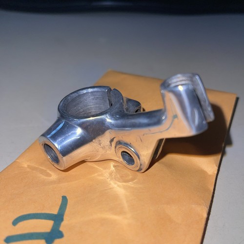 Soporte manillar derecho honda cb77 cb92 53171-268-010 53171-262-010 (f) - Imagen 4 de 9