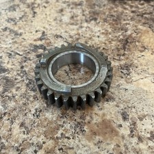 Hobart D300 30 qt Mixer 70040 Gear - Upper Clutch (29T) w/ bushing. Used 