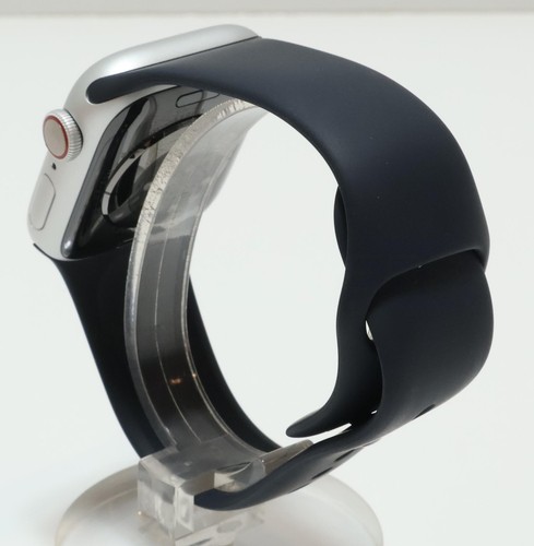 Apple Watch Series 9 Aluminum Case 41mm (GPS + Cellular) Silver MRPY3LW/A - Photo 9 sur 17