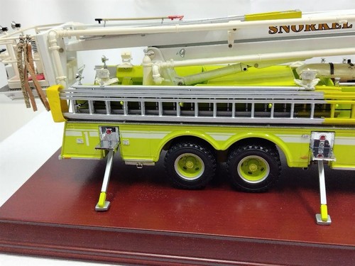 Franklin Snorkel FIRE ENGINE come nuovo leggermente danneggiato scala 1/32 senza scatola - Foto 10 di 20