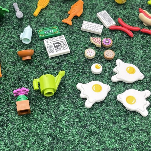 Lego Household Items Lot - Food Kitchen Stereo Money Keyboard Newspaper, Etc - Picture 3 of 5