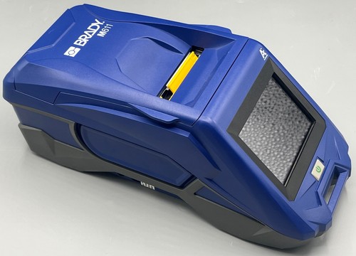Brady M611 Portable Label Printer – Used, Very Low Usage!! – EXCELLENT Condition - Picture 2 of 9