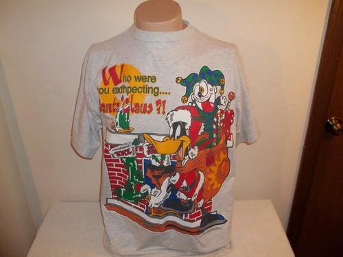 Vtg 1994 Warner Bros Looney Tunes DAFFY DUCK CHRISTMAS SANTA T-SHIRT Size Large - Picture 1 of 9