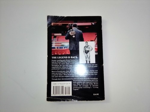 Autographed Bruno Sammartino Autobiography Wrestling's Living Legend paperback - Imagen 4 de 6