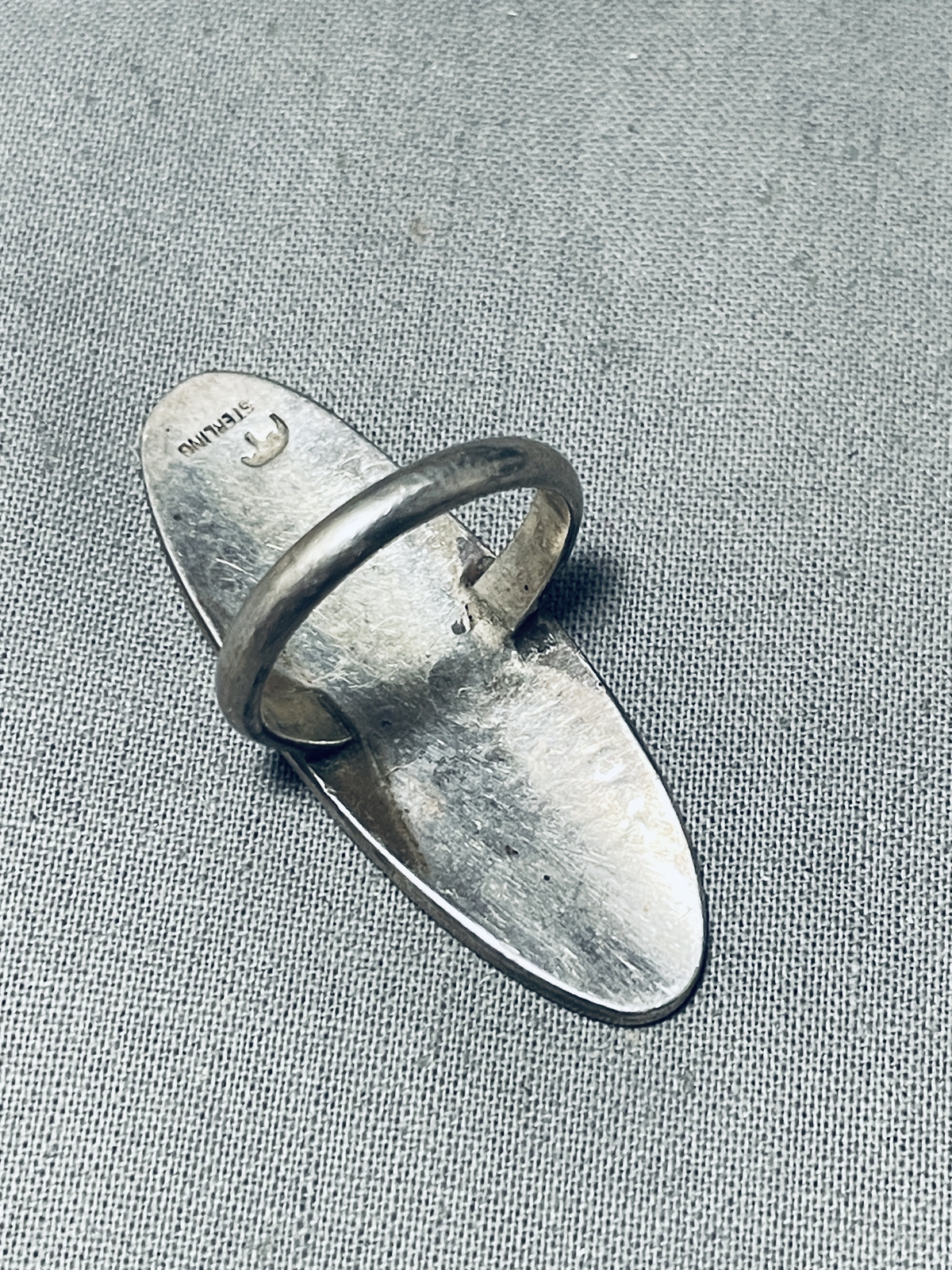 VERY IMPORTANT LAWRENCE SAUFKIE VINTAGE HOPI STERLING SILVER RING