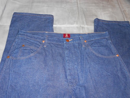 NEW WRANGLER 31 Relaxed Cowboy Jeans 38 x 30 Boot Cut Cotton 31MWZDN Men's nwt - Picture 3 of 5