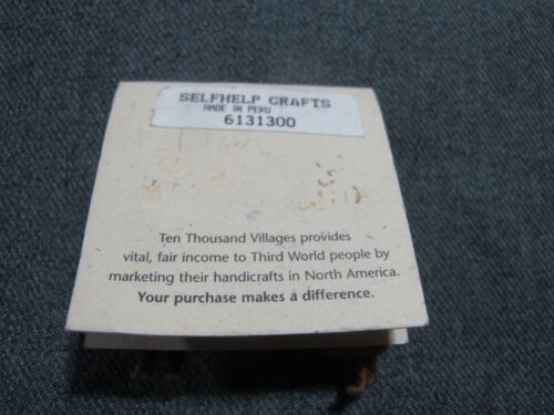 Vintge Ten Thousand Villages artsy ethnic Peru Coya couple dolls hook earrings / - Picture 5 of 9
