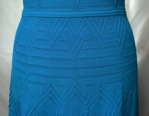 Talbots Turquoise Rayon/Nylon Knit SS Dress-Upraised Geometric Patterns-M Petite - Picture 7 of 9