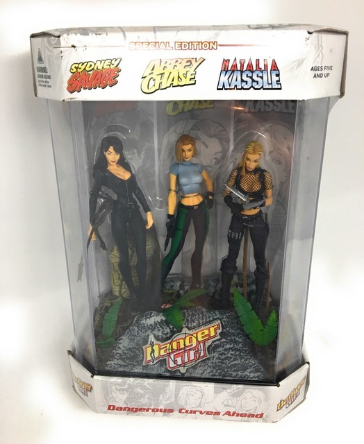 Danger Girls Special Edition (2000) SEALED Mcfarlane Action Figure Set