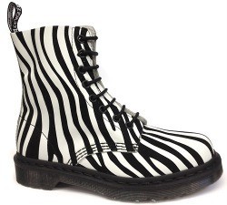black sole doc martens