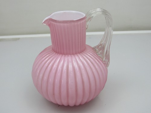 Antiker rosa gefasster Kunstglas gerippter Krug mit angewandtem Griff - Bild 8 von 11