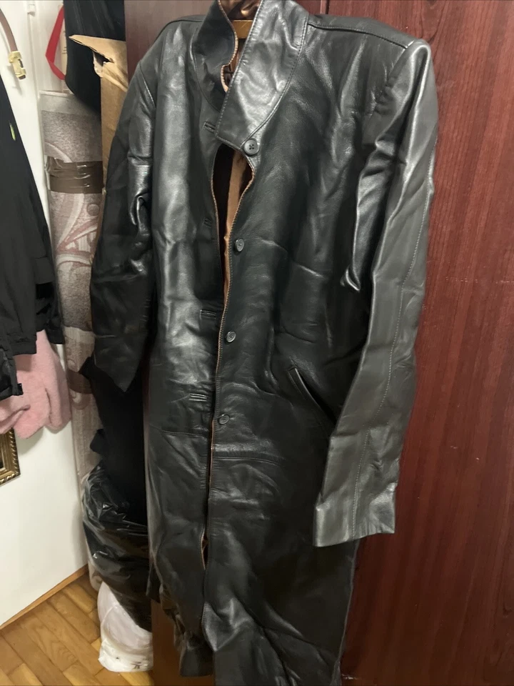 Women's Genuine Black Lambskin Real Leather Long Trench Coat Stylish Causal Coat - Image 4 of 4