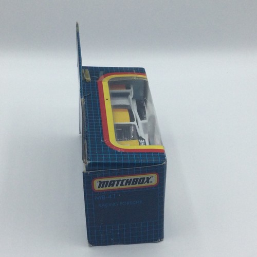 Matchbox 1-75 MB-41 Racing Porsche #10 White New in Damaged Box - Picture 4 of 5