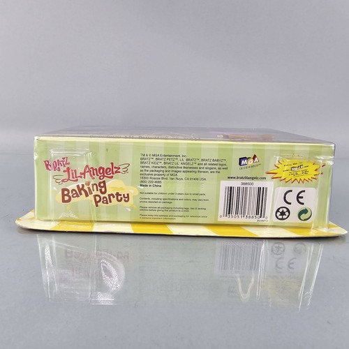 Bratz LIL ANGELZ BAKING PARTY Pets Playset Numbered Collector Accessories NEW - Picture 7 of 9