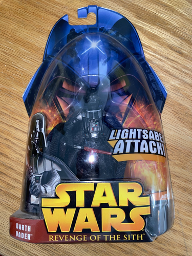 Hasbro Star Wars: La Vendetta dei Sith Darth Vader - Attacco con spada laser - - Foto 1 di 3