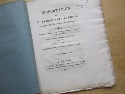 OBSTETRIQUE DISSERTATION SUR L' HEMORRAGIE UTERINE TRAVAIL & ACCOUCHEMENTS 1831 - Photo 1/4