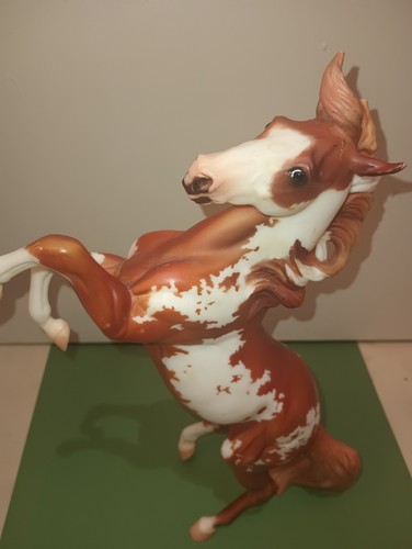 Breyer Hidalgo Chestnut Overo on the Silver Mold #1220 no box 2004-2006 FLAWED - Bild 3 von 10