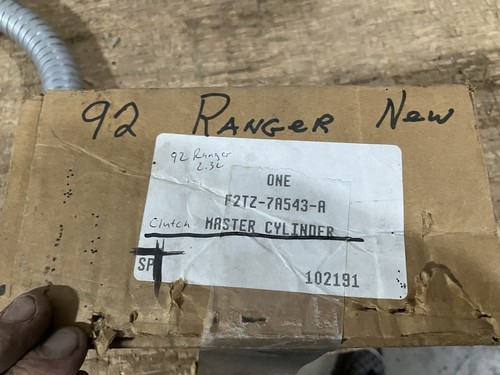 F2TZ-7A543-A Clutch Master Cylinder- NOS- 1990-1992 F150, Ranger,f250 - Picture 2 of 4