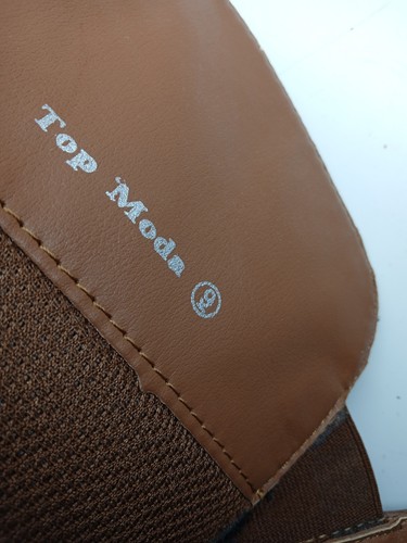 Top Moda Womens Coco Knee High Round Toe Buckle Boots in Conac SIZE 9 BROWN - Picture 9 of 9