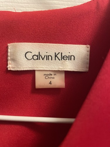 Calvin Klein Kleid mit auffälligem goldfarbenem Reißverschluss Gr. 4 ärmellos Etui. - Bild 4 von 5