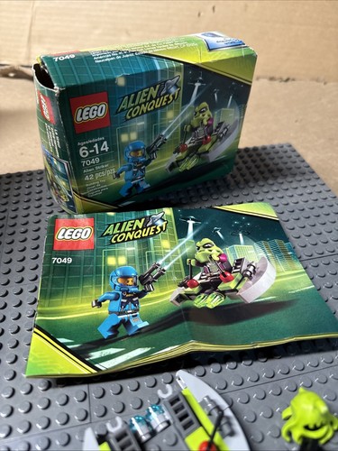 2) Alien Trooper Pilot Lot 7049 7066 Alien Conquest LEGO® Minifigure Mini Figure - Picture 6 of 9
