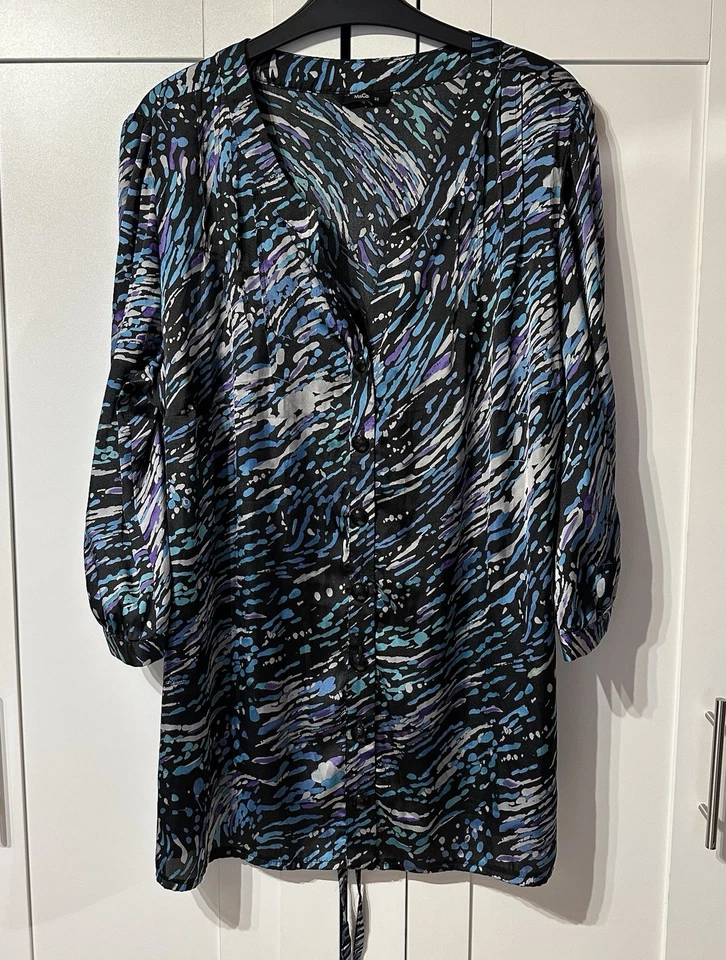 M & Co - SIZE 20 - 22 - SATIN FEEL BLOUSE SHIRT TUNIC TOP - BLACK TEAL PURPLE - Image 2 of 4