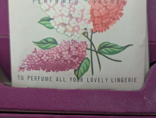 Original Cussons Lilac Blossom Bath Set – Talc Powder, Soap & Bath Cube - Picture 13 of 24