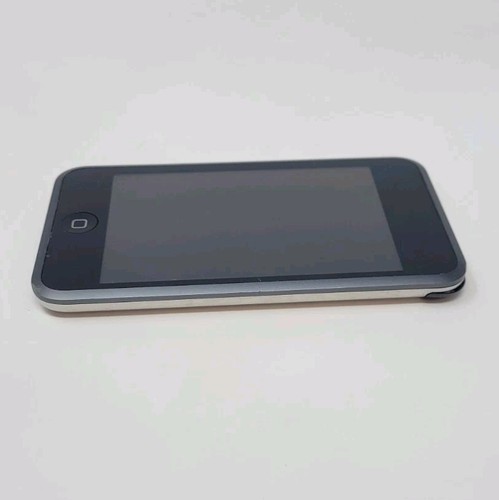 Apple iPod Touch 1st Gen BLACK 8GB "Keeps Rebooting" AS IS - Picture 8 of 10