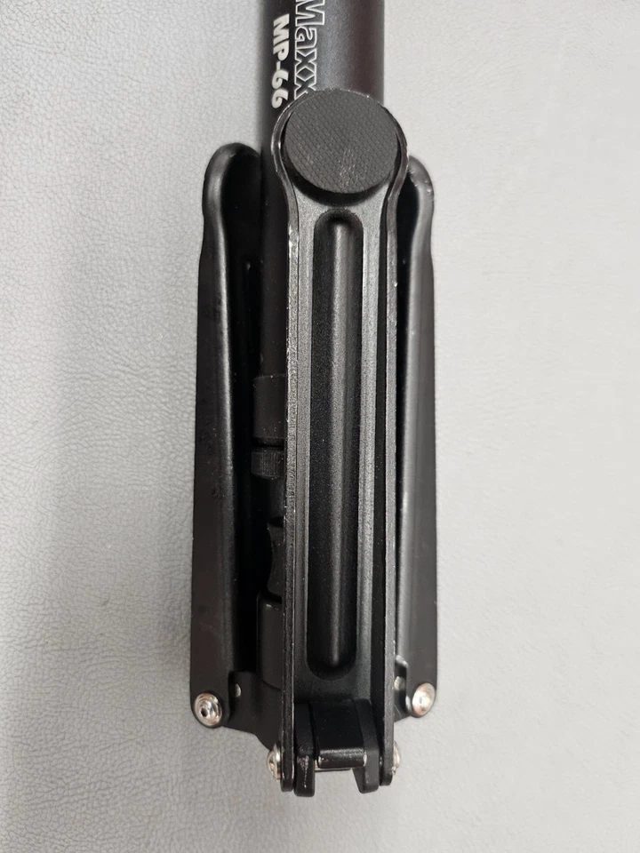 Monopie VidPro MP-66 VentureMaxx Series 70 pulgadas con bloqueo de aire - Tiene capacidad para 45 libras - USADO Foto 3 de 4