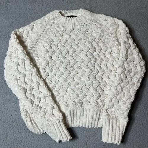 Super Stylish Cream Cable Knit Sweater - Picture 3 of 4