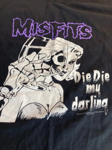 MISFITS DIE DIE MY DARLING PUNK ROCK Black T Shirt Medium 2015 - Picture 2 of 5