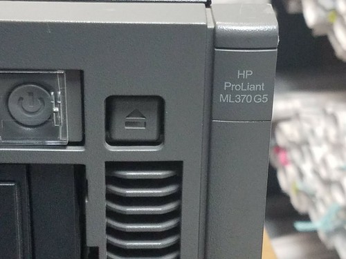 Hp Proliant ml370 G5 - Picture 2 of 4